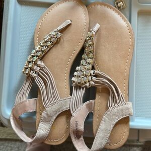Madden Girl tan 7.5 sandals
